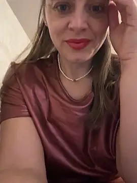 ladywithbigass online show from 11/17/25, 06:06