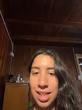 Snapshot of Souphicherry chatting on 02/05/26, 08:04 Souphicherry online show from 02/05/26, 08:04