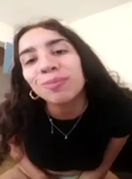 Snapshot of Souphicherry chatting on 10/14/25, 06:19 Souphicherry online show from 10/14/25, 06:19