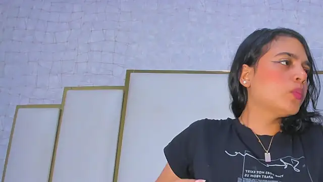 thalia888  online show from 12/20/25, 07:50