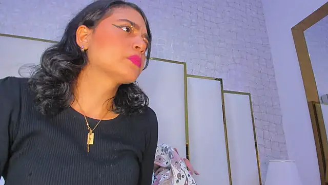 Snapshot of thalia888_ chatting on 12/05/25, 06:06 thalia888 online show from 12/05/25, 06:06