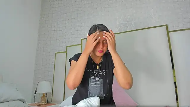 thalia888  online show from 01/13/26, 07:18