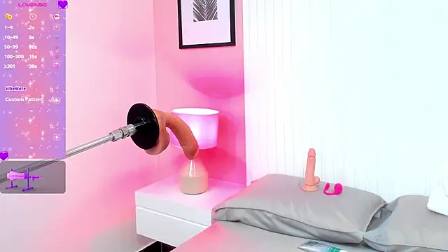 lauren stone  online show from 11/25/25, 07:25