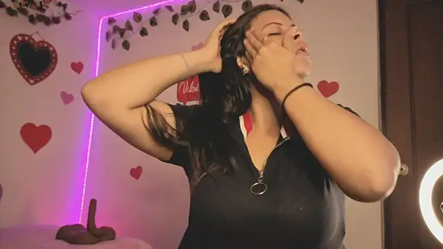 MiaCollinssx online show from 02/24/26, 01:56