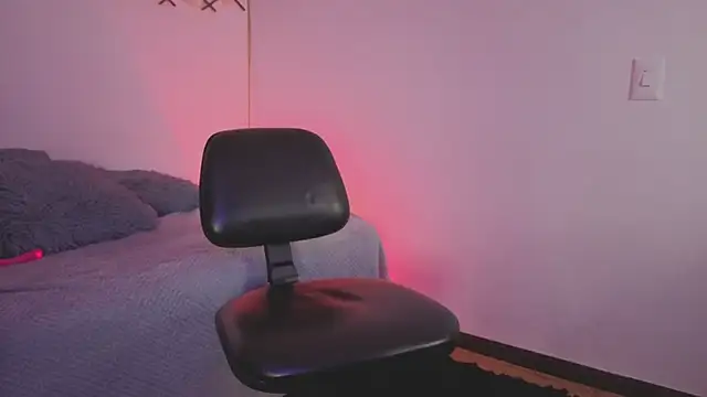 MiaCollinssx online show from 10/08/25, 03:24