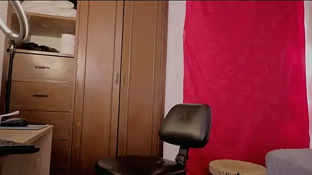 MiaCollinssx online show from 05/20/26, 02:03