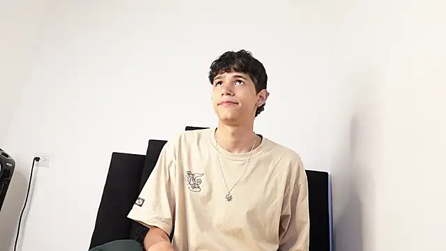 alexmark  online show from 10/28/25, 02:27