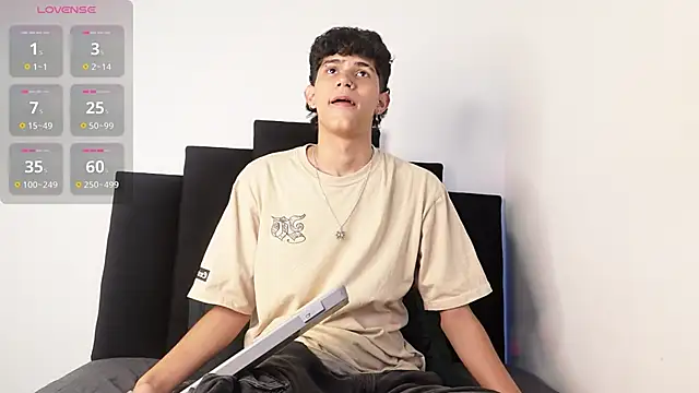 alexmark  online show from 12/02/25, 02:30