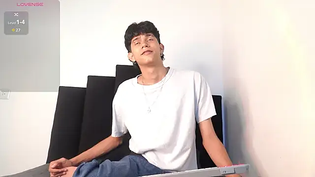 alexmark  online show from 12/03/25, 07:13