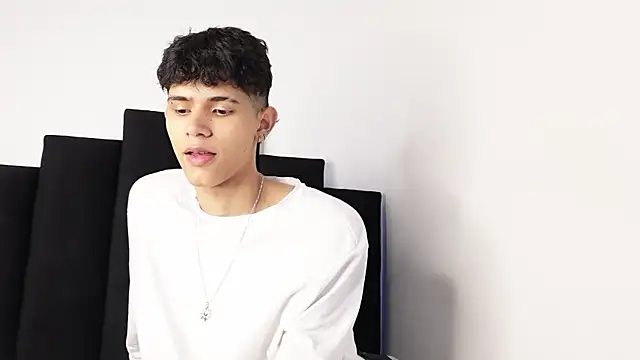 alexmark  online show from 09/30/25, 05:19