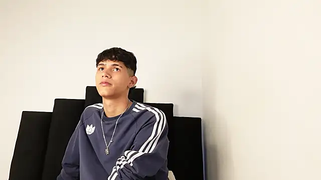 alexmark  online show from 09/29/25, 07:30