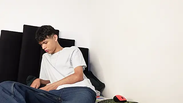 alexmark  online show from 10/02/25, 01:58