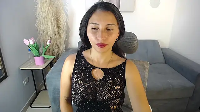 Snapshot of KateOwens_ chatting on 04/19/26, 01:23 KateOwens online show from 04/19/26, 01:23