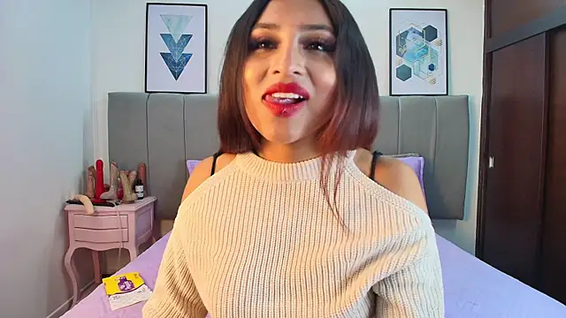 Snapshot of Naiaa_Cruz chatting on 09/15/25, 07:36 Naiaa Cruz online show from 09/15/25, 07:36