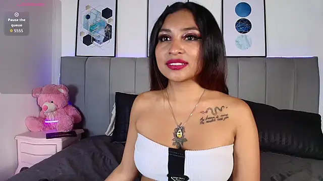 Snapshot of Naiaa_Cruz chatting on 10/11/25, 07:26 Naiaa Cruz online show from 10/11/25, 07:26