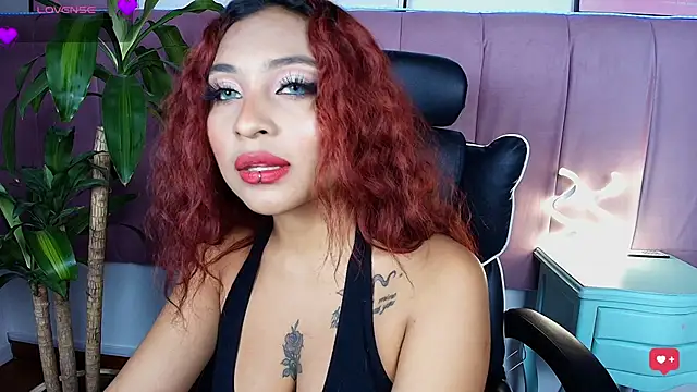 Snapshot of Naiaa_Cruz chatting on 02/23/26, 07:58 Naiaa Cruz online show from 02/23/26, 07:58