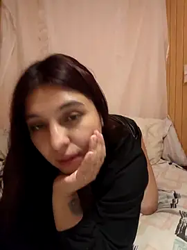 caronicole77 online show from 02/03/26, 02:32