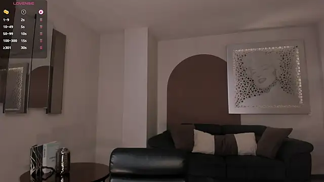 BonnyRose online show from 10/28/25, 07:35