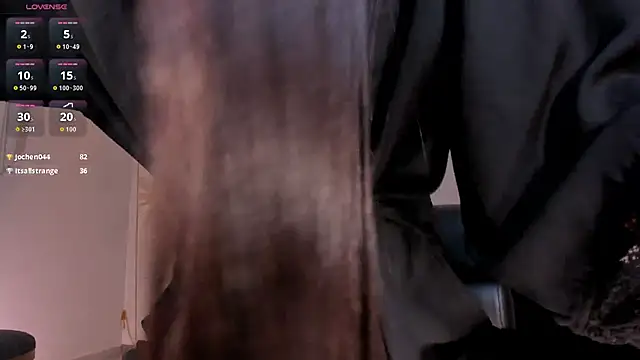 BonnyRose online show from 12/13/25, 08:04