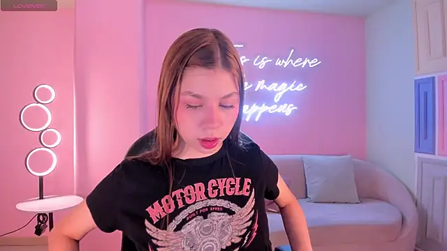 TiffannySins online show from 01/14/26, 03:43