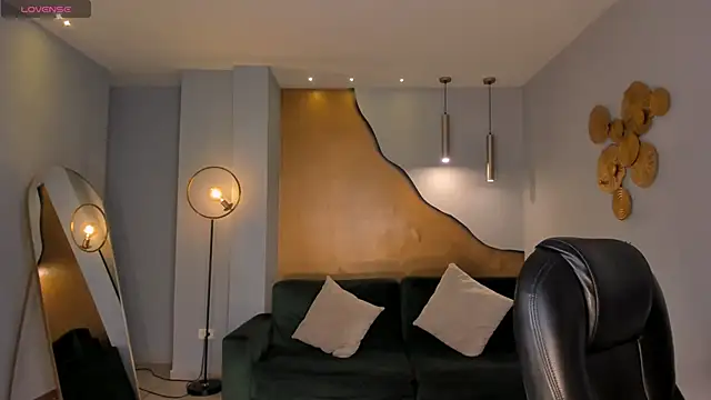 TiffannySins online show from 11/12/25, 04:16