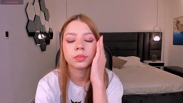 TiffannySins online show from 02/28/26, 03:06