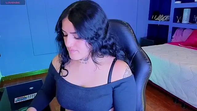 sari belle online show from 11/17/25, 08:24