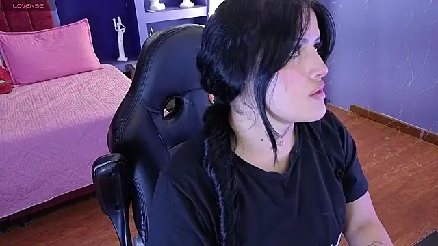 sari belle online show from 12/15/25, 08:58