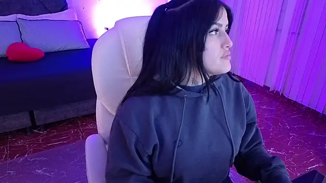 sari belle online show from 01/12/26, 08:15