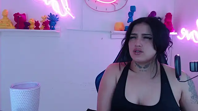 sari belle online show from 02/11/26, 09:09