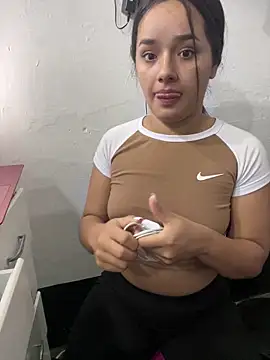 Luciaparker03 online show from 03/05/26, 11:32