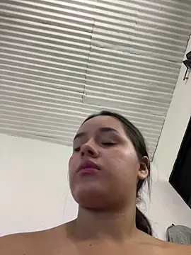 Luciaparker03 online show from 03/19/26, 01:49