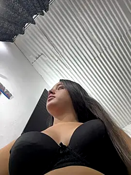 Luciaparker03 online show from 12/19/25, 03:25