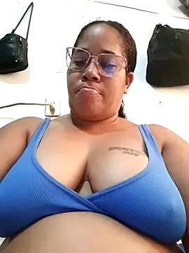 Big ass submissive online show from 05/06/26, 12:42
