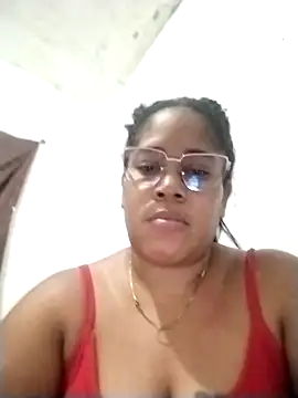 Snapshot of Big_ass_submissive chatting on 10/19/25, 12:57 Big ass submissive online show from 10/19/25, 12:57