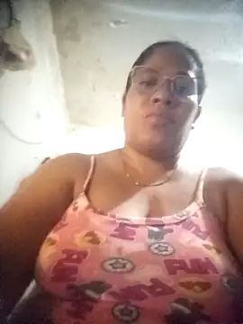 Snapshot of Big_ass_submissive chatting on 11/19/25, 12:21 Big ass submissive online show from 11/19/25, 12:21