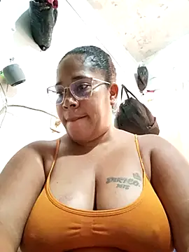 Big ass submissive online show from 04/23/26, 12:40
