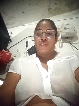 Snapshot of Big_ass_submissive chatting on 11/13/25, 12:31 Big ass submissive online show from 11/13/25, 12:31