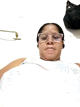 Big ass submissive online show from 04/05/26, 01:29