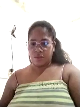 Snapshot of Big_ass_submissive chatting on 10/11/25, 01:56 Big ass submissive online show from 10/11/25, 01:56