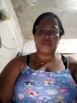 Snapshot of Big_ass_submissive chatting on 10/31/25, 01:46 Big ass submissive online show from 10/31/25, 01:46