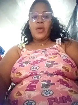 Snapshot of Big_ass_submissive chatting on 10/20/25, 04:03 Big ass submissive online show from 10/20/25, 04:03