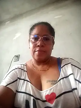 Snapshot of Big_ass_submissive chatting on 09/17/25, 07:05 Big ass submissive online show from 09/17/25, 07:05