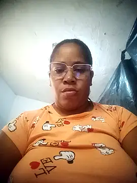 Snapshot of Big_ass_submissive chatting on 11/09/25, 04:11 Big ass submissive online show from 11/09/25, 04:11