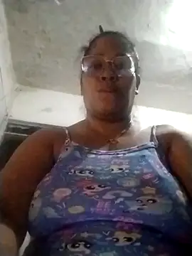 Snapshot of Big_ass_submissive chatting on 10/18/25, 12:23 Big ass submissive online show from 10/18/25, 12:23