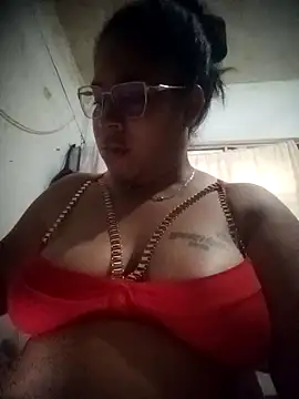 Snapshot of Big_ass_submissive chatting on 11/22/25, 12:37 Big ass submissive online show from 11/22/25, 12:37