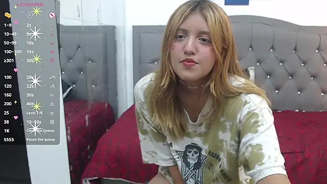 Eilish hall online show from 11/27/25, 10:54