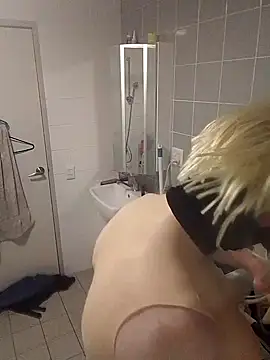 rivocumslut online show from 10/04/25, 11:45