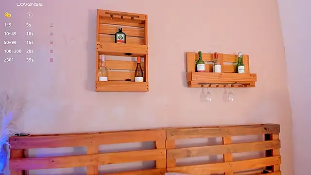  miss mia online show from 11/11/25, 10:43