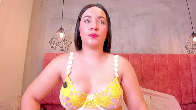 Snapshot of _miss_mia chatting on 05/25/26, 11:53 miss mia online show from 05/25/26, 11:53